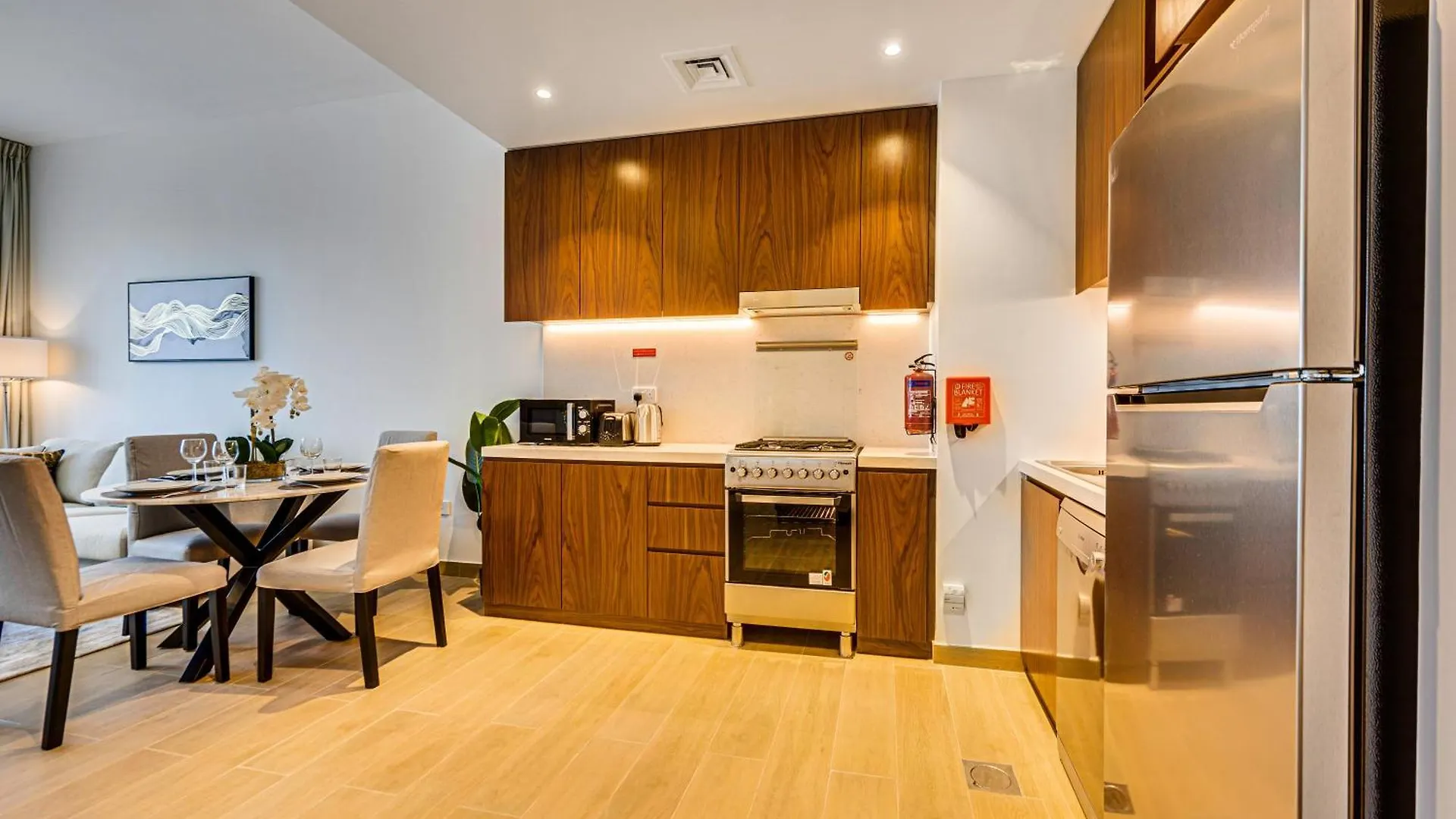 Splendid Brand New Apartment Near The Beach Dubai