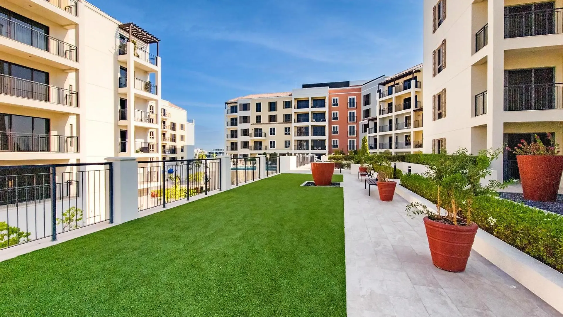 Splendid Brand New Apartment Near The Beach Dubai